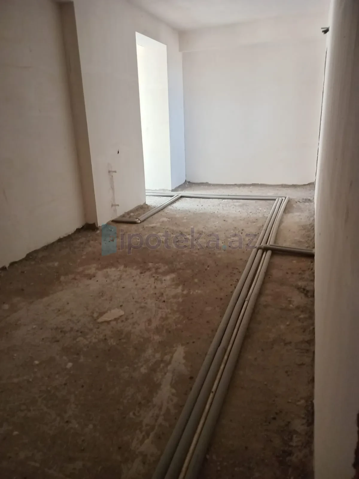 Satılır 2 otaqlı yeni tikili 76 m²