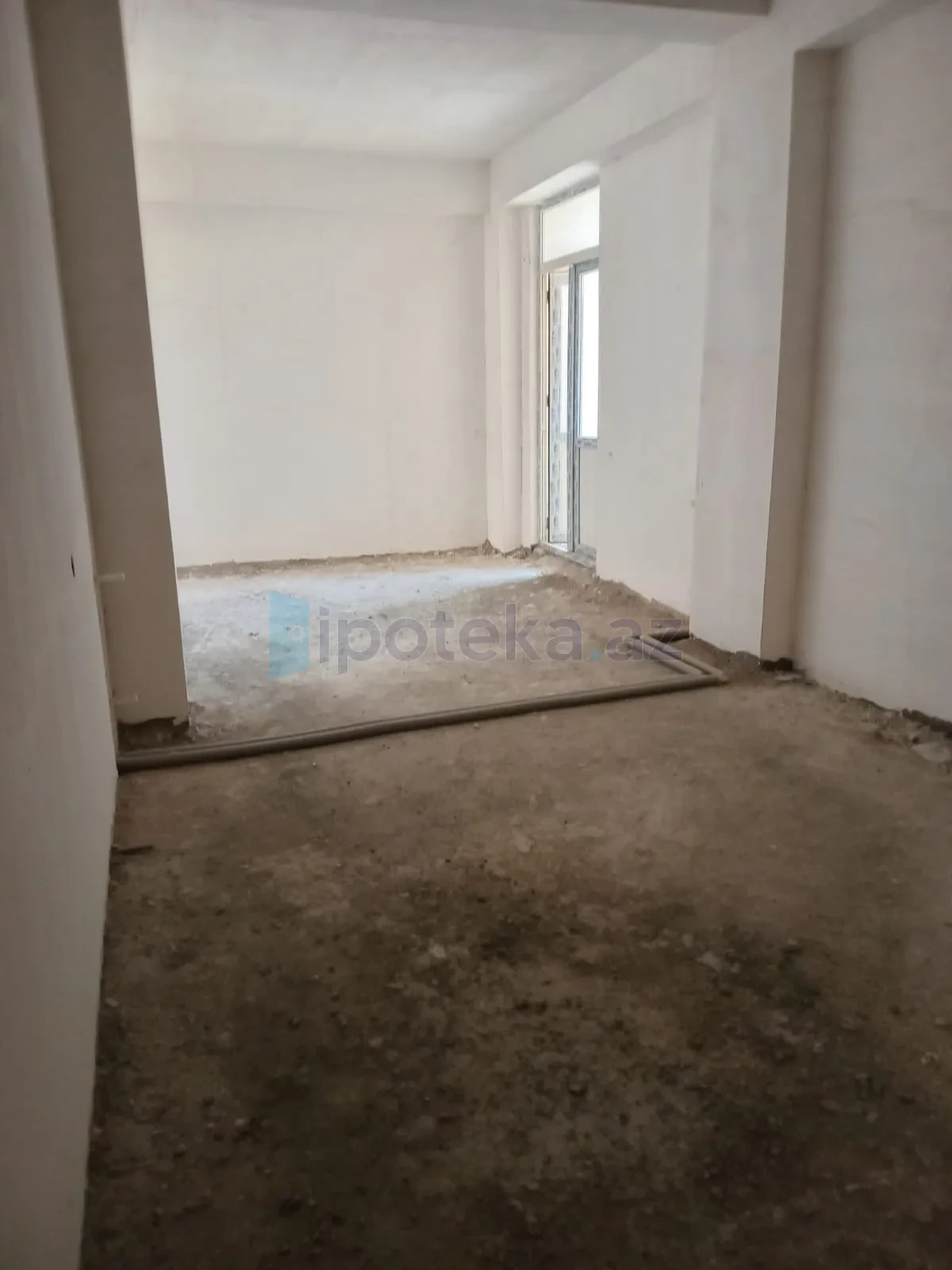 Satılır 2 otaqlı yeni tikili 76 m²