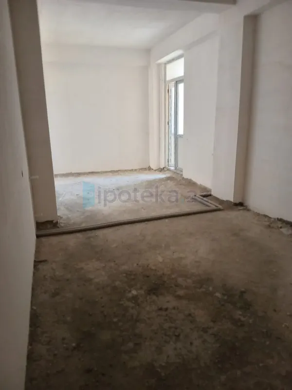Satılır 2 otaqlı yeni tikili 76 m²