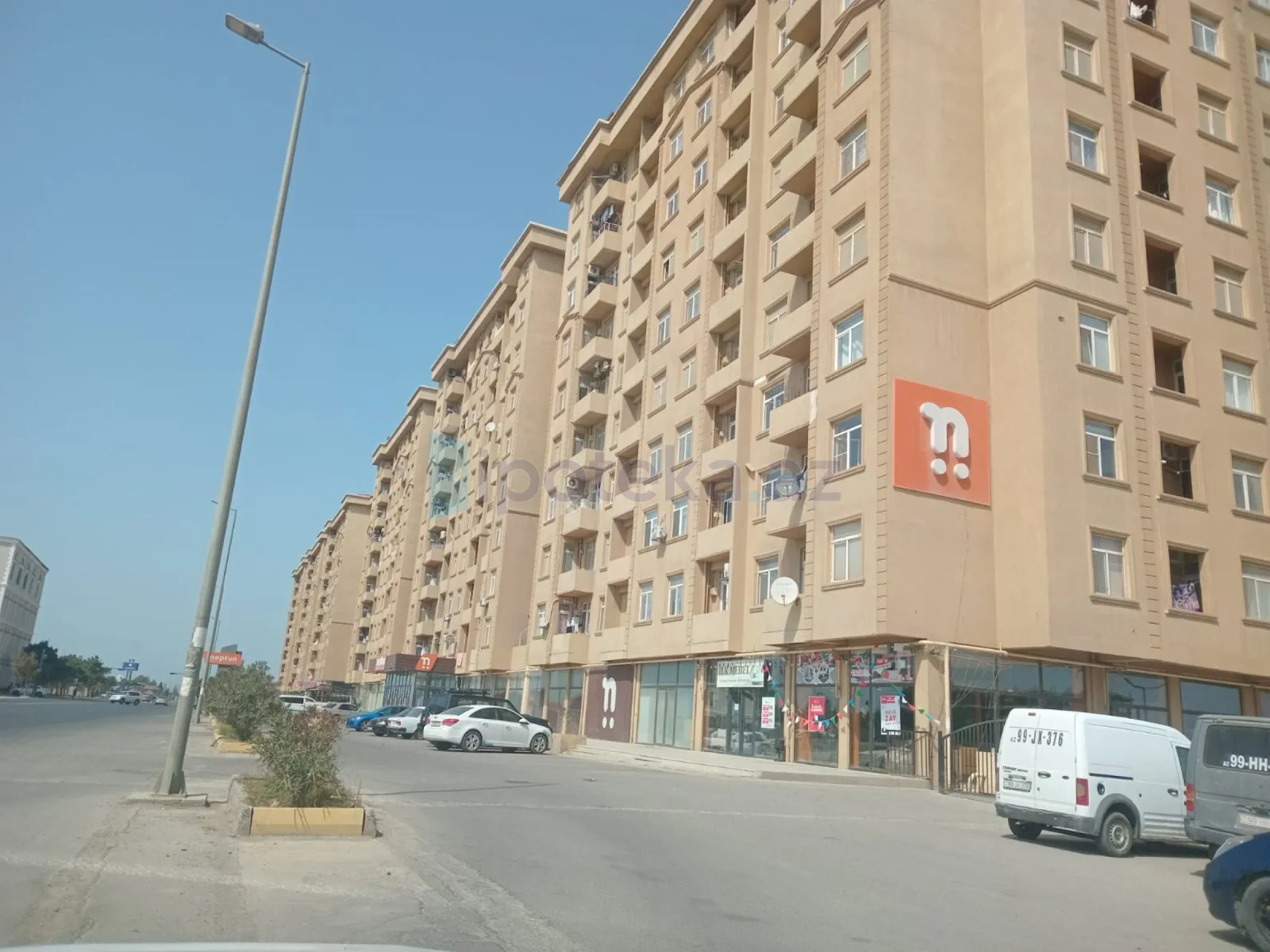Satılır 2 otaqlı yeni tikili 76 m²