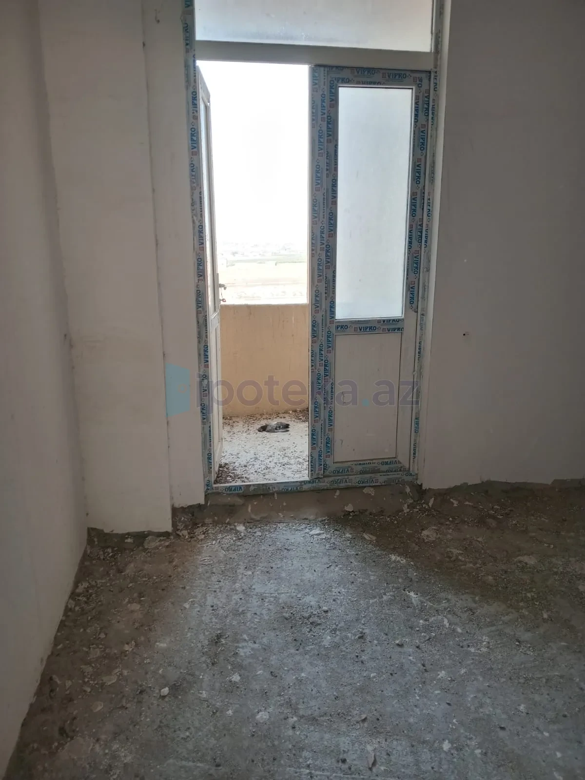 Satılır 2 otaqlı yeni tikili 76 m²