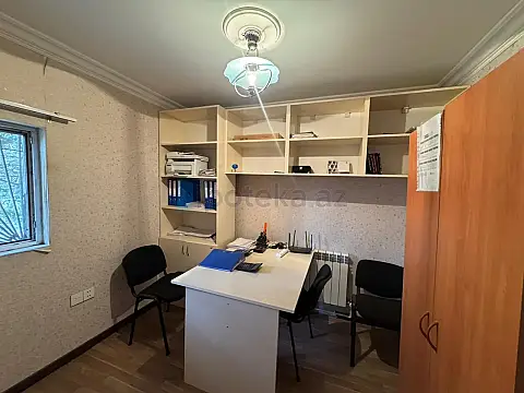 Satılır 4 otaqlı köhnə tikili 87 m²