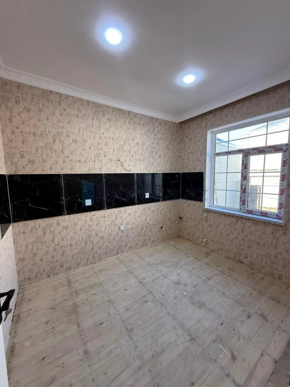 Satılır 3 otaqlı həyət evi 60 m²