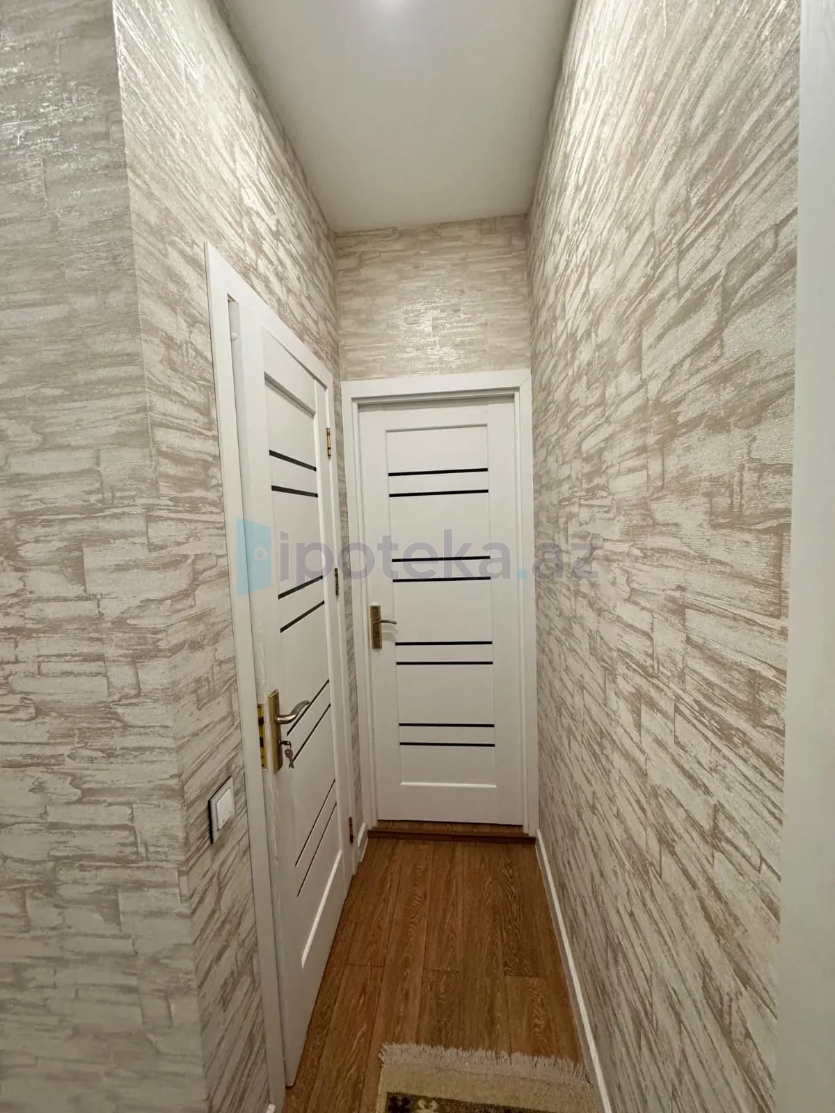 Satılır 2 otaqlı köhnə tikili 40 m²