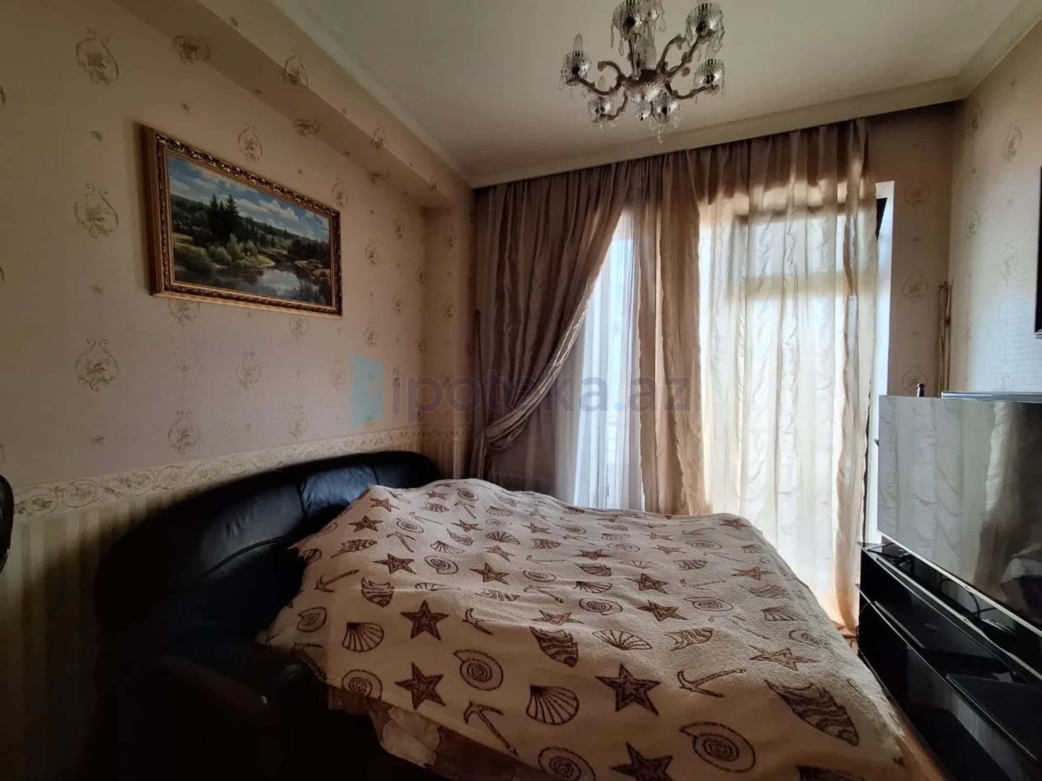 Satılır 4 otaqlı yeni tikili 155 m²