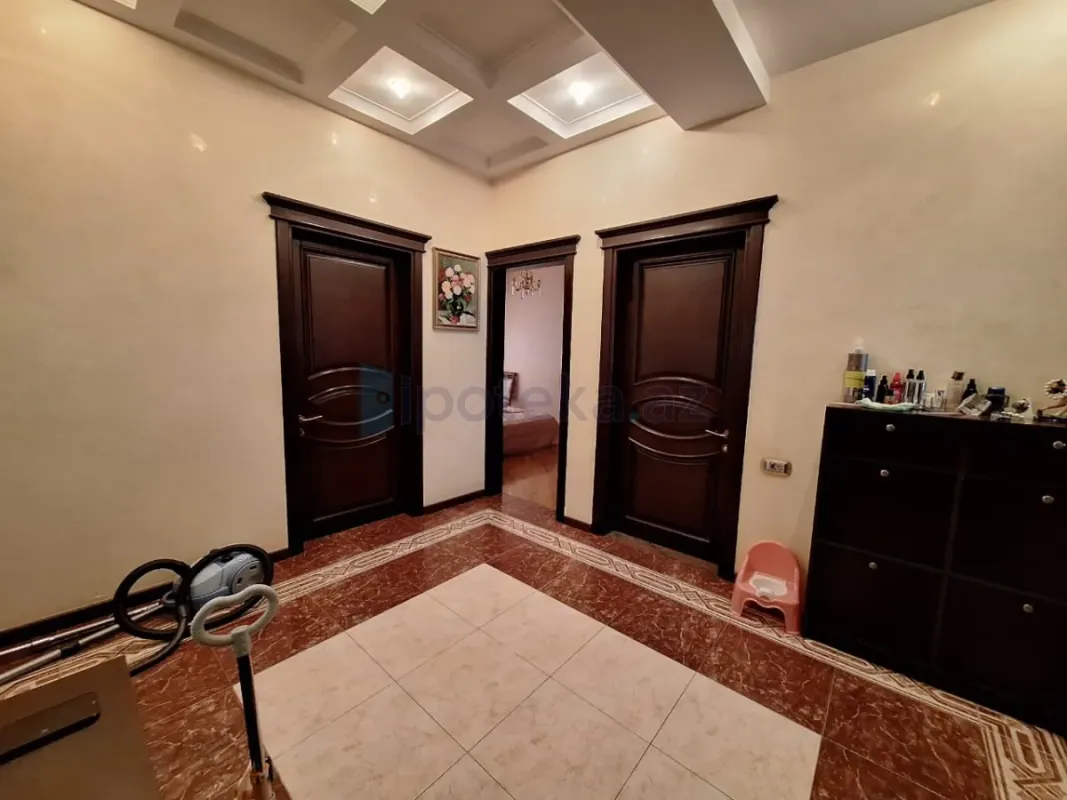 Satılır 4 otaqlı yeni tikili 155 m²