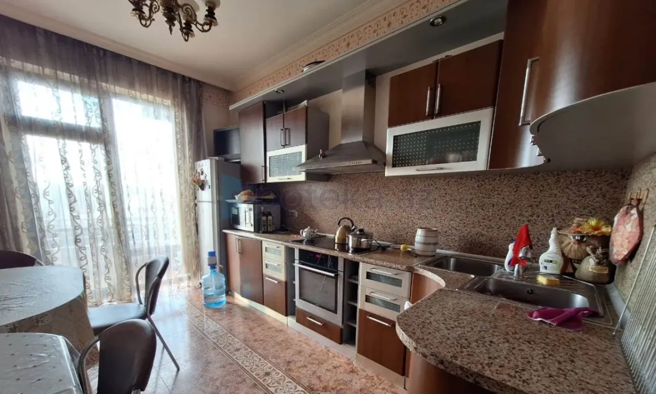 Satılır 4 otaqlı yeni tikili 155 m²