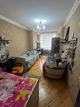 Satılır 3 otaqlı yeni tikili 85 m²