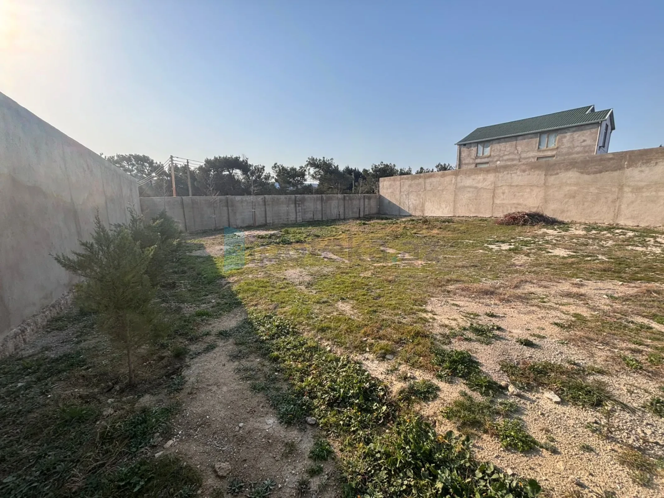 Satılır torpaq sahəsi 6 m²