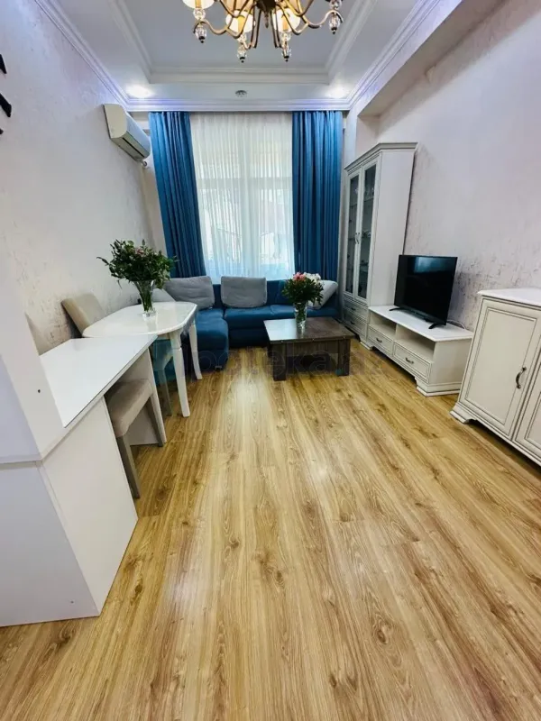 Satılır 2 otaqlı yeni tikili 96 m²