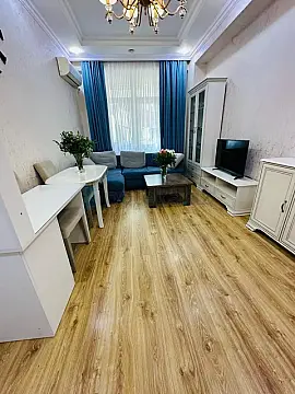 Satılır 2 otaqlı yeni tikili 96 m²