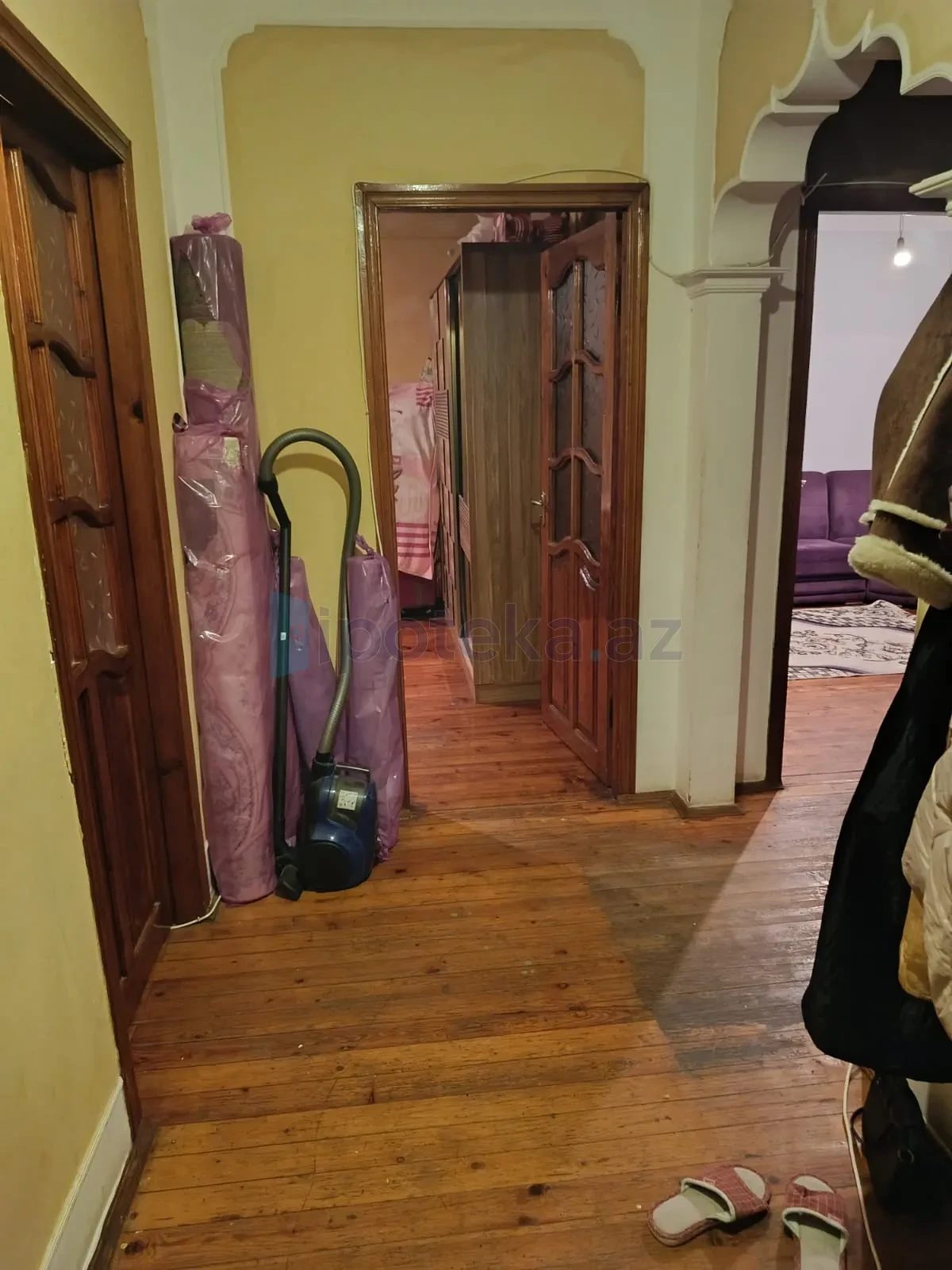 Satılır 3 otaqlı köhnə tikili 70 m²