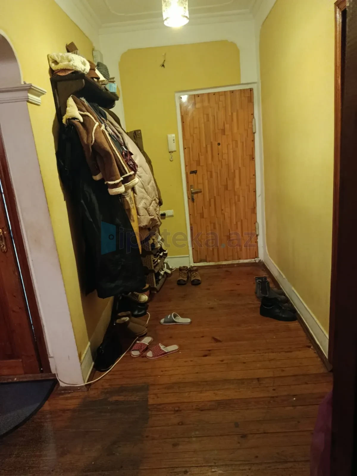 Satılır 3 otaqlı köhnə tikili 70 m²