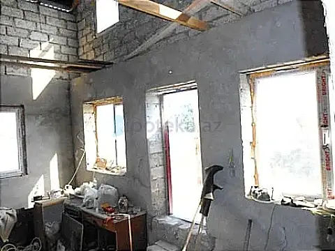 Satılır 6 otaqlı həyət evi 110 m²