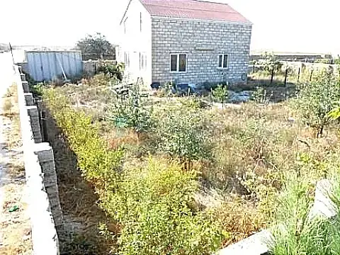 Satılır 6 otaqlı həyət evi 110 m²