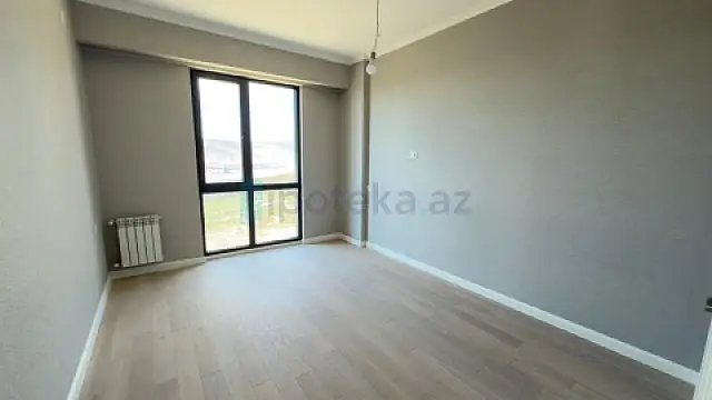 Satılır 3 otaqlı yeni tikili 83 m²