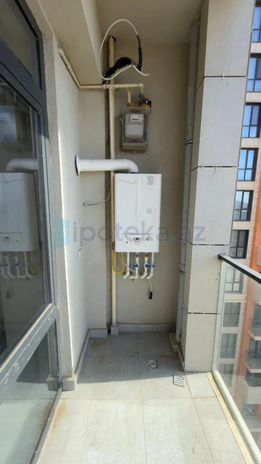 Satılır 3 otaqlı yeni tikili 83 m²