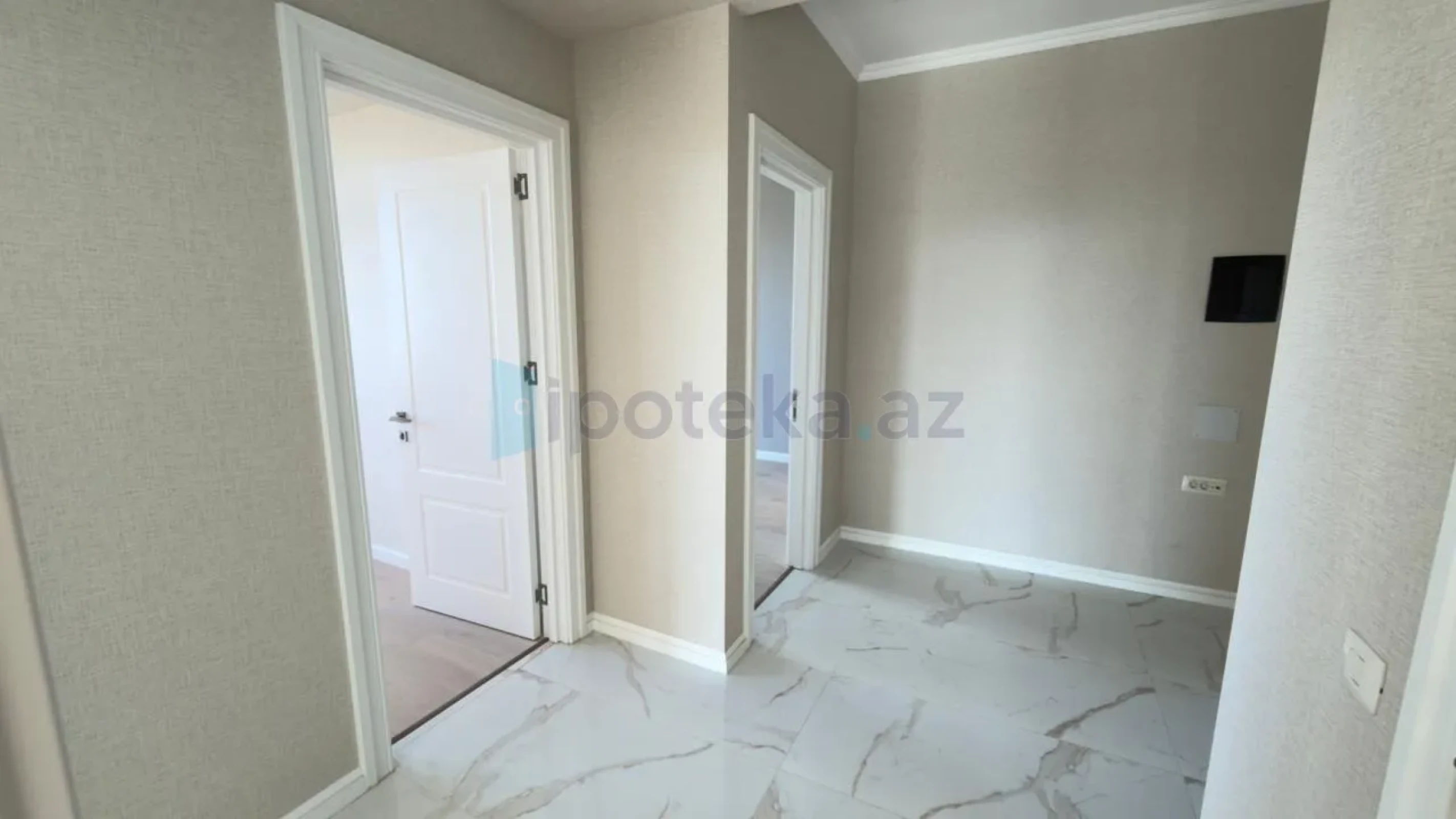 Satılır 3 otaqlı yeni tikili 83 m²