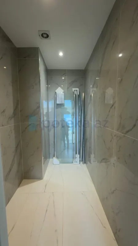 Satılır 3 otaqlı yeni tikili 83 m²