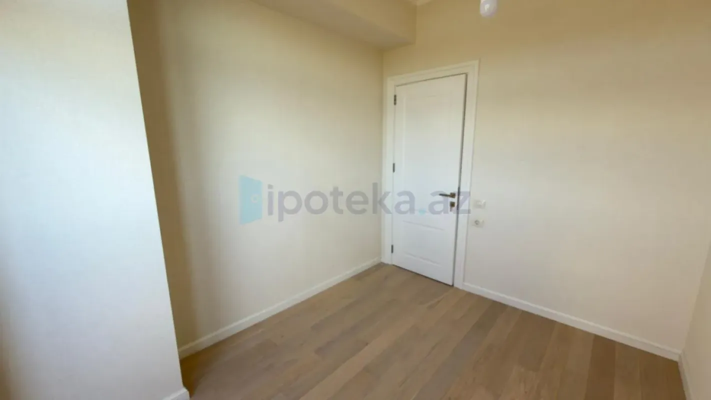 Satılır 3 otaqlı yeni tikili 83 m²