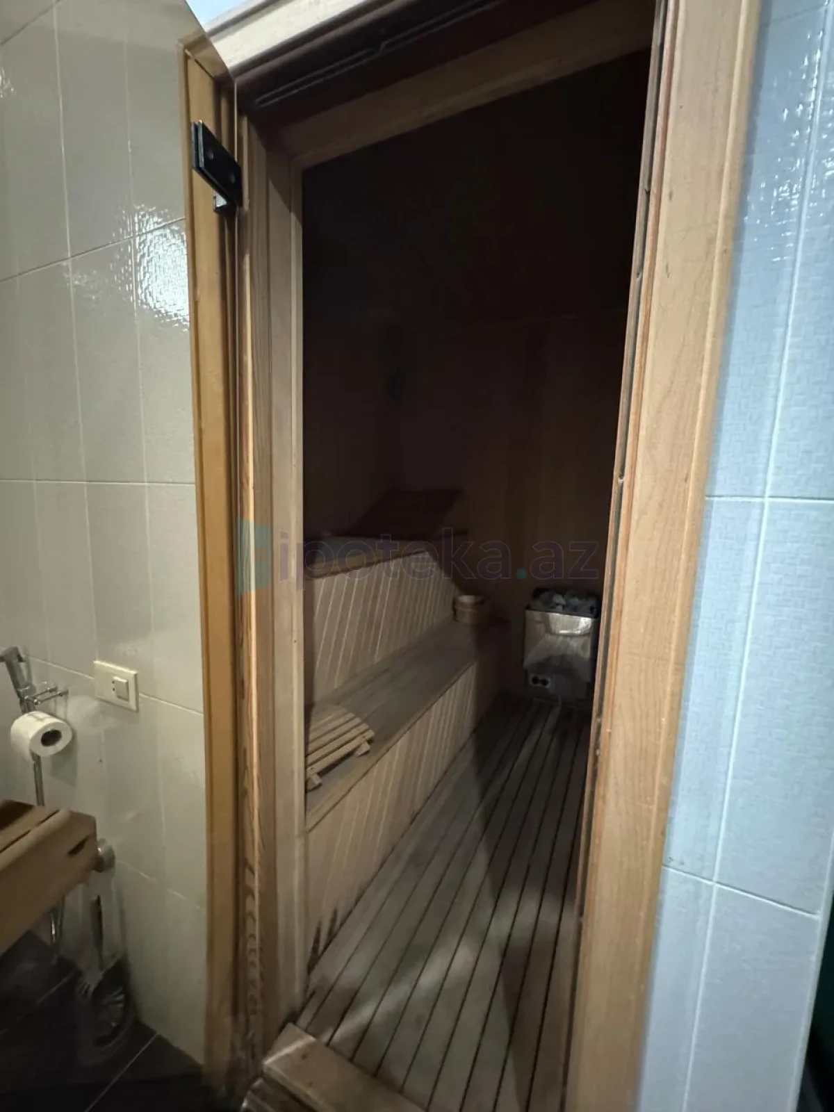 Satılır 6 otaqlı həyət evi 565 m²