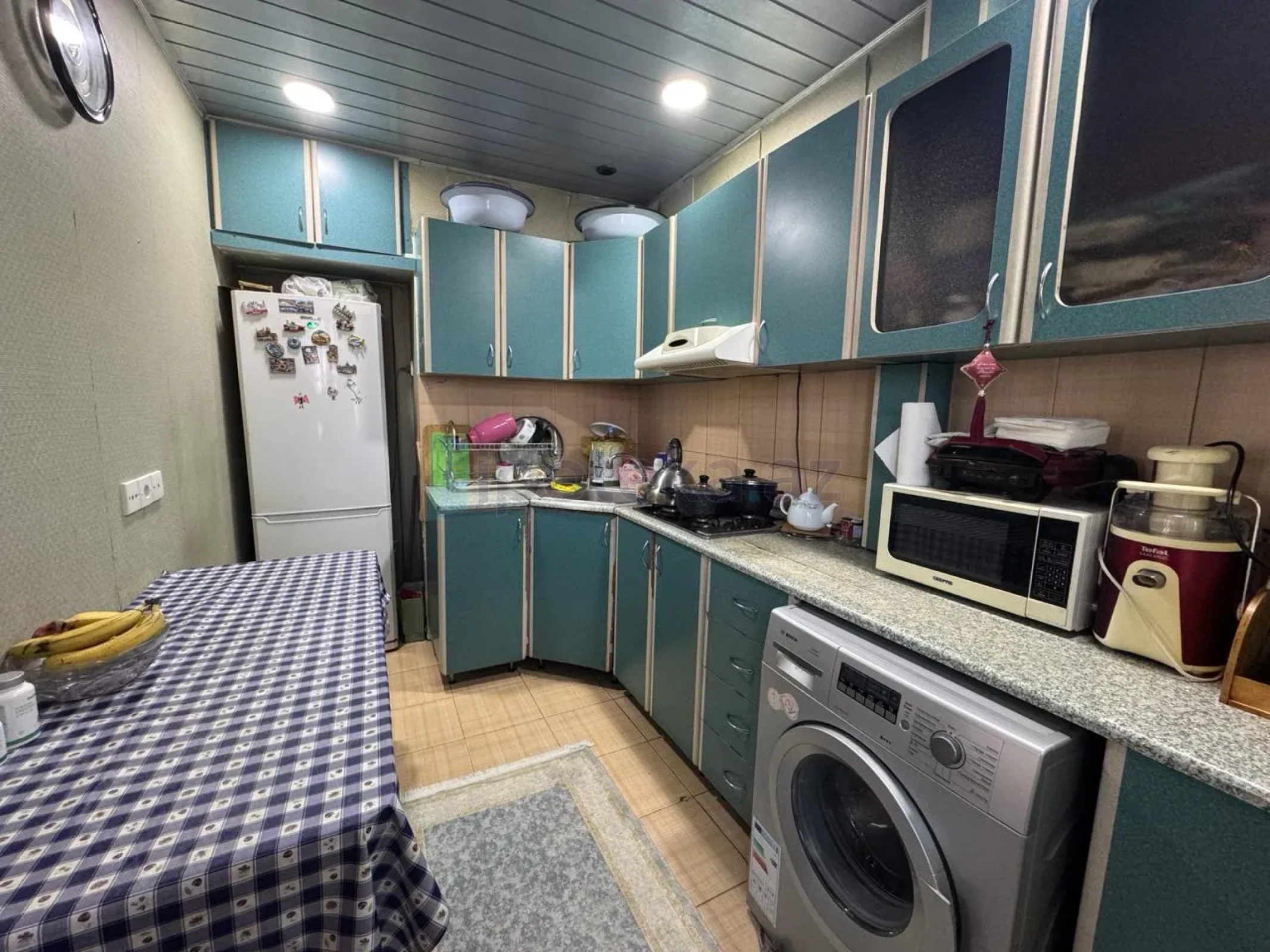 Satılır 3 otaqlı köhnə tikili 70 m²