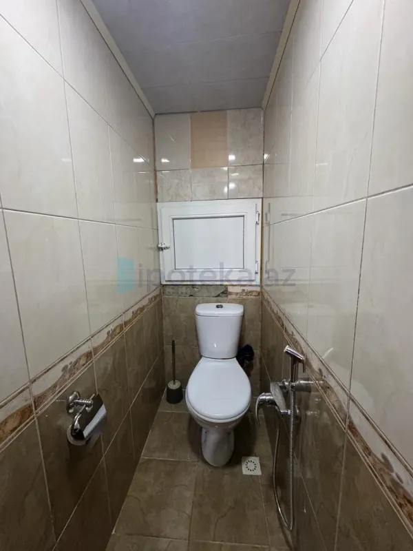 Satılır 3 otaqlı köhnə tikili 70 m²