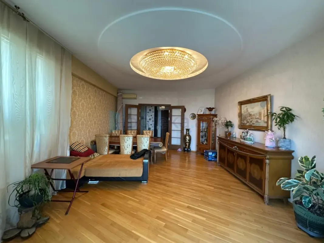 Satılır 3 otaqlı yeni tikili 110 m²