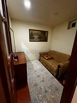 Satılır 2 otaqlı köhnə tikili 42 m²