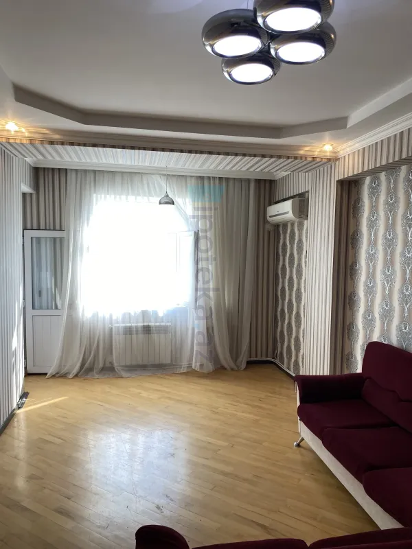 Satılır 2 otaqlı yeni tikili 70 m²