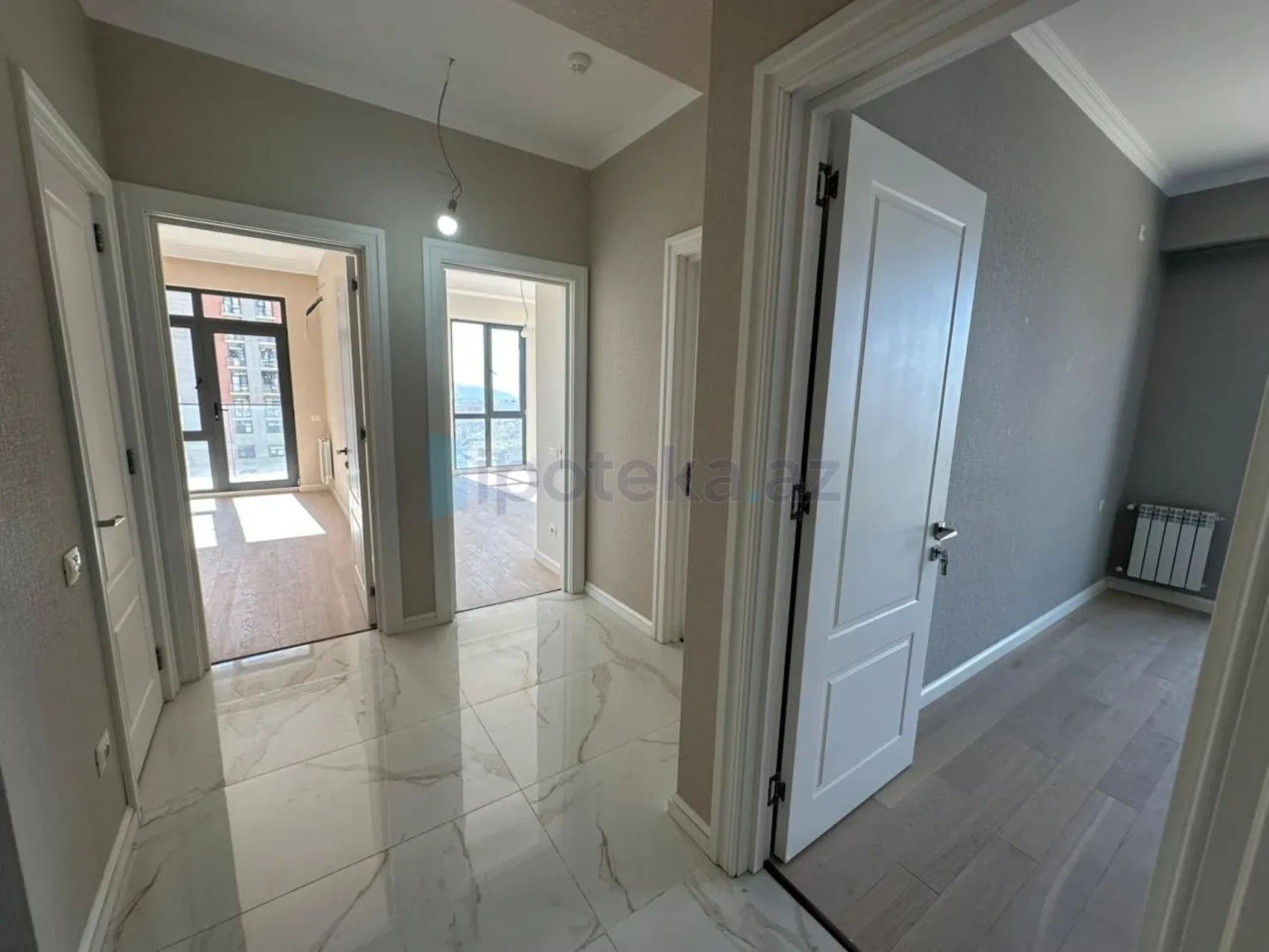 Satılır 3 otaqlı yeni tikili 83 m²