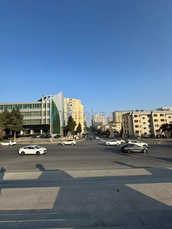 Satılır 1 otaqlı köhnə tikili 32 m²