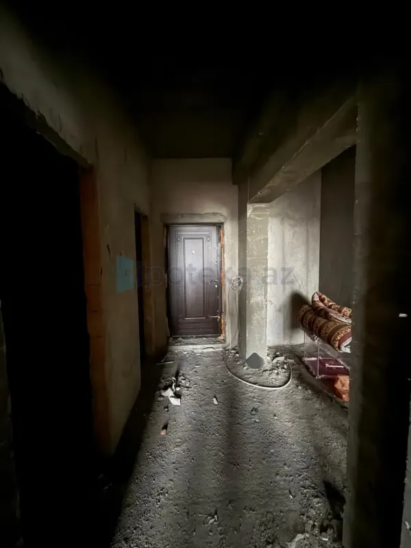 Satılır 2 otaqlı yeni tikili 102 m²