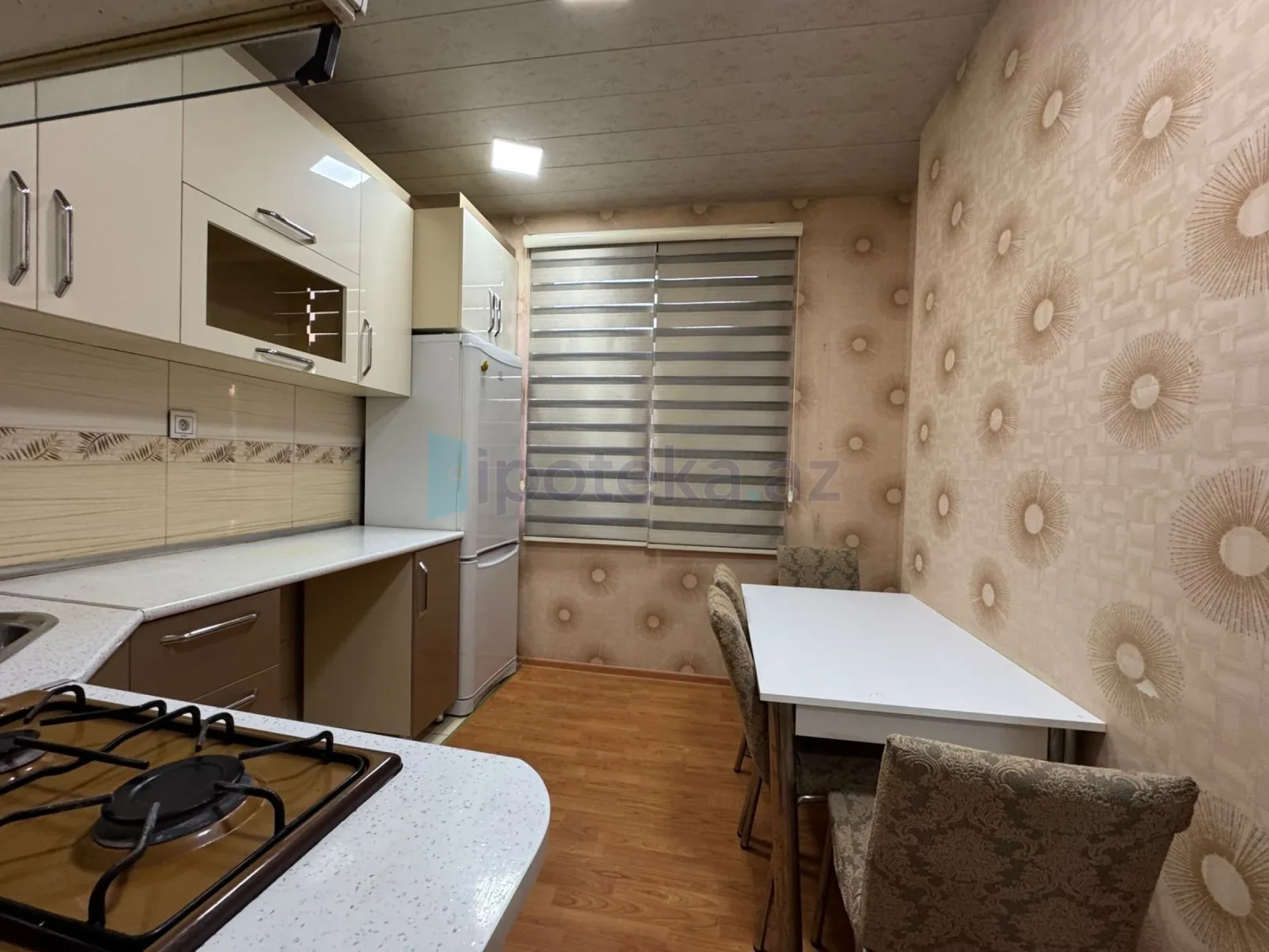 Satılır 3 otaqlı yeni tikili 80 m²