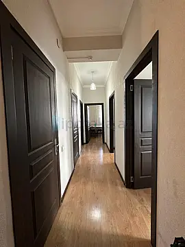 Satılır 3 otaqlı yeni tikili 85 m²