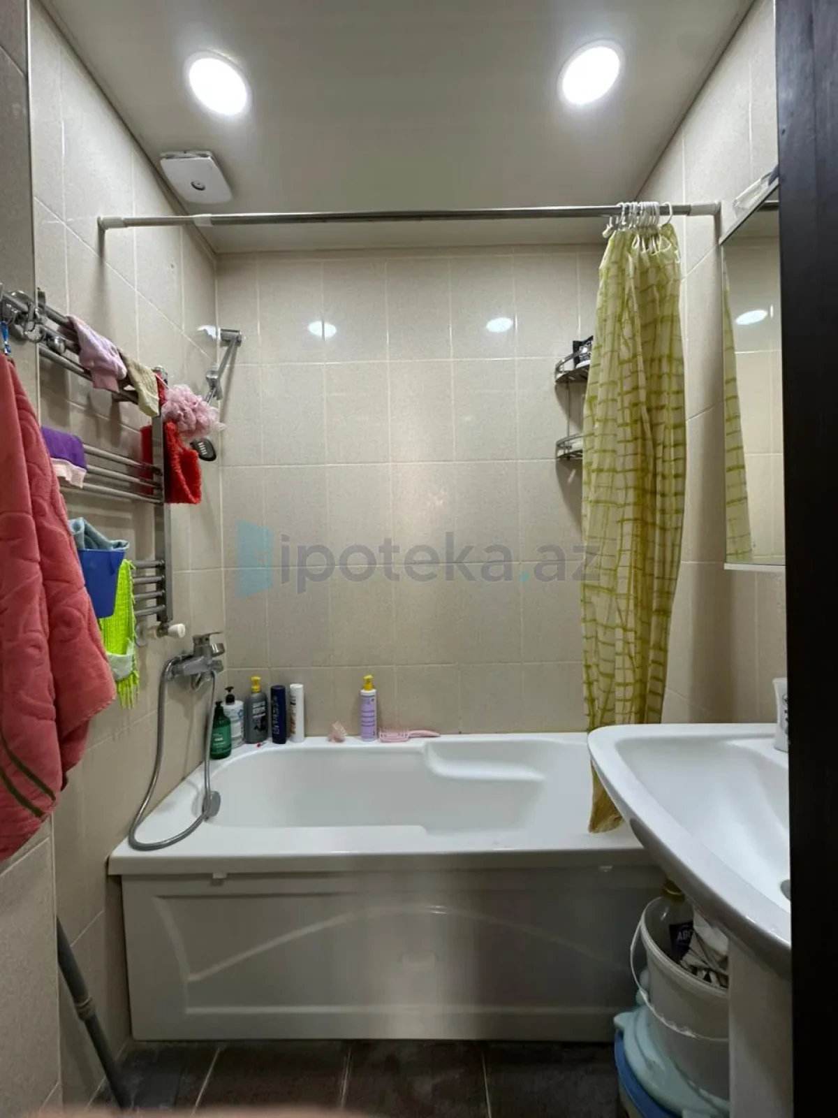 Satılır 3 otaqlı yeni tikili 85 m²