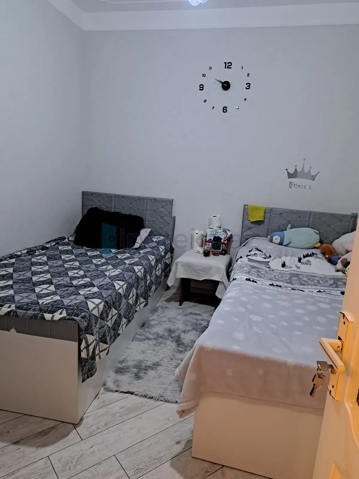 Satılır 4 otaqlı köhnə tikili 70 m²