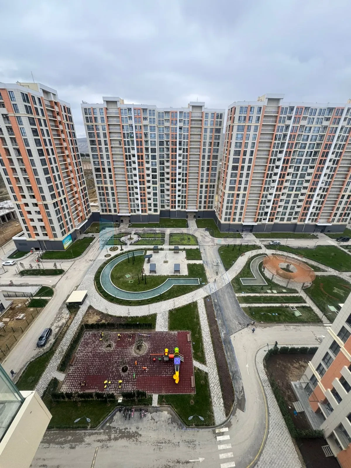 Satılır 3 otaqlı yeni tikili 71 m²