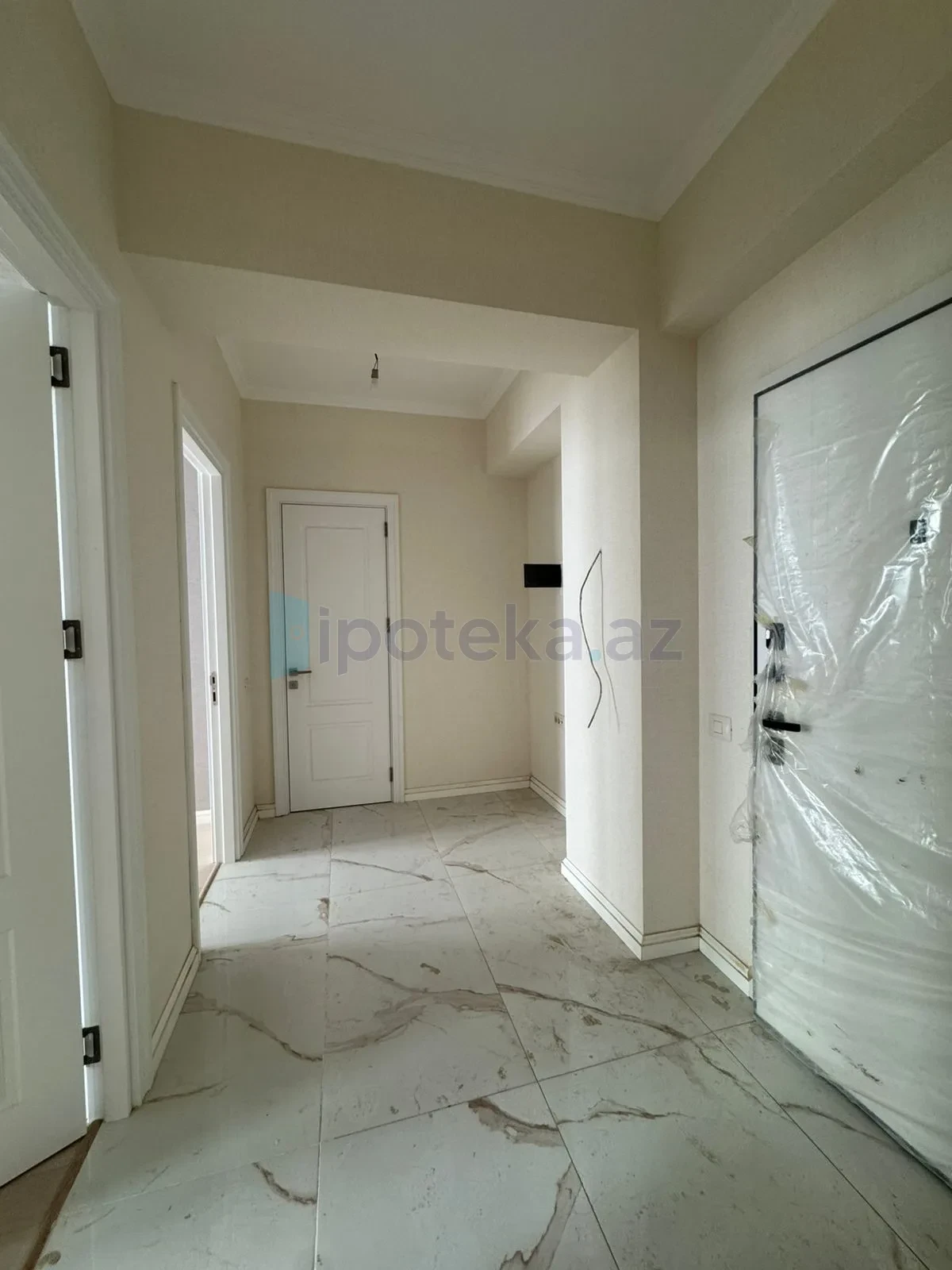 Satılır 3 otaqlı yeni tikili 71 m²