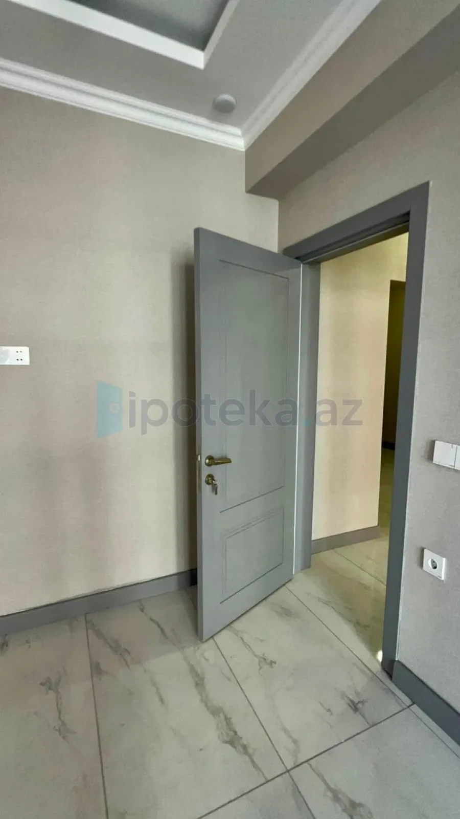 Satılır 2 otaqlı yeni tikili 64 m²