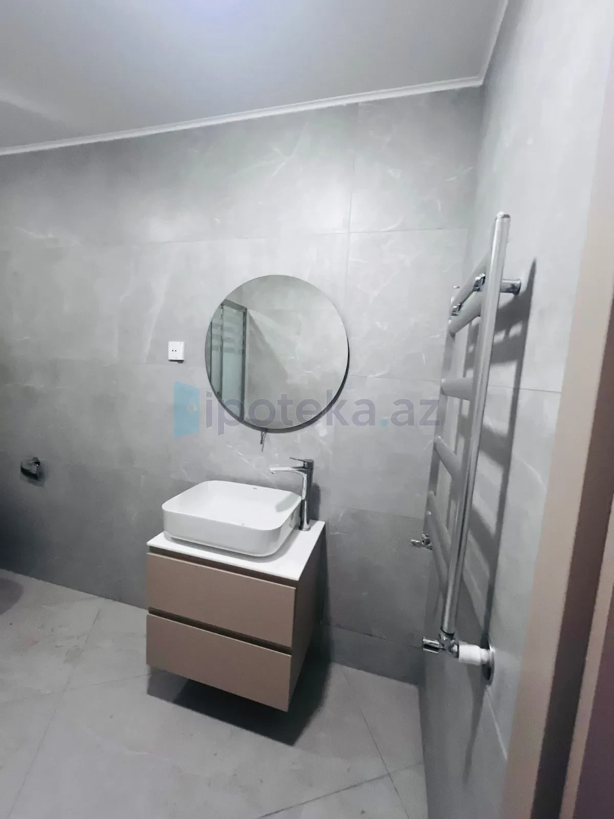 Satılır 2 otaqlı yeni tikili 65 m²