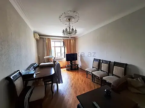 Satılır 3 otaqlı köhnə tikili 75 m² — Bakı, Nizami 3 otaq 75.00 m²