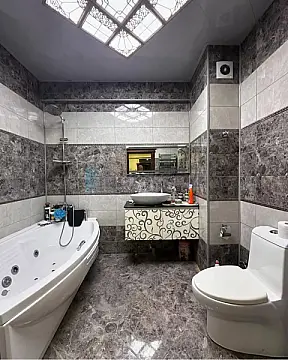 Satılır 4 otaqlı yeni tikili 120 m²