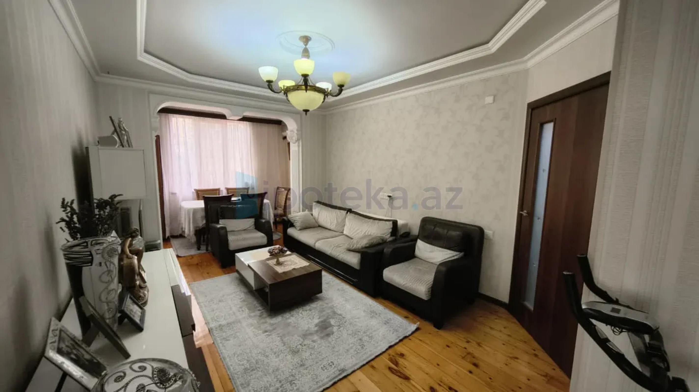 Satılır 2 otaqlı köhnə tikili 60 m²
