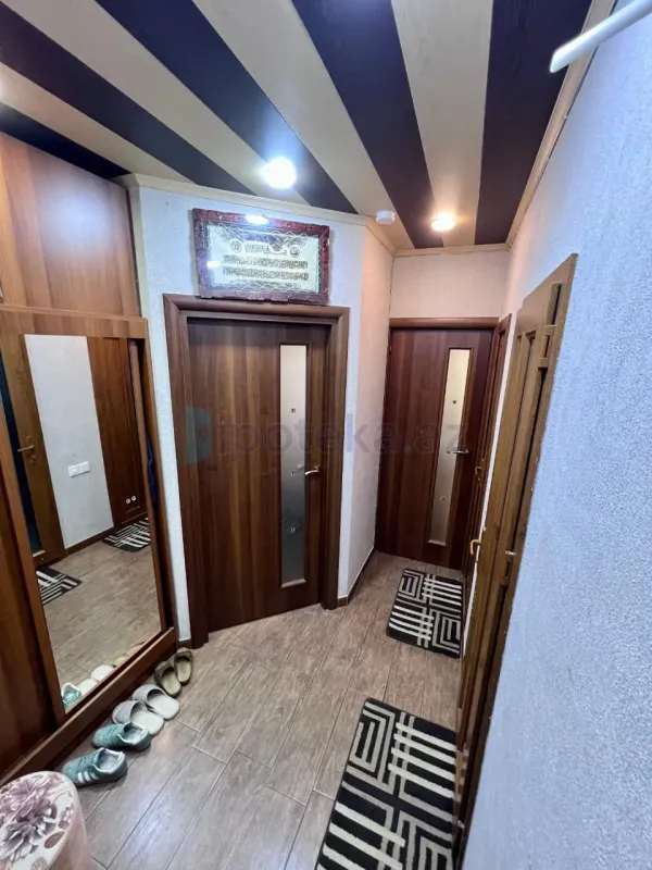 Satılır 2 otaqlı köhnə tikili 60 m²