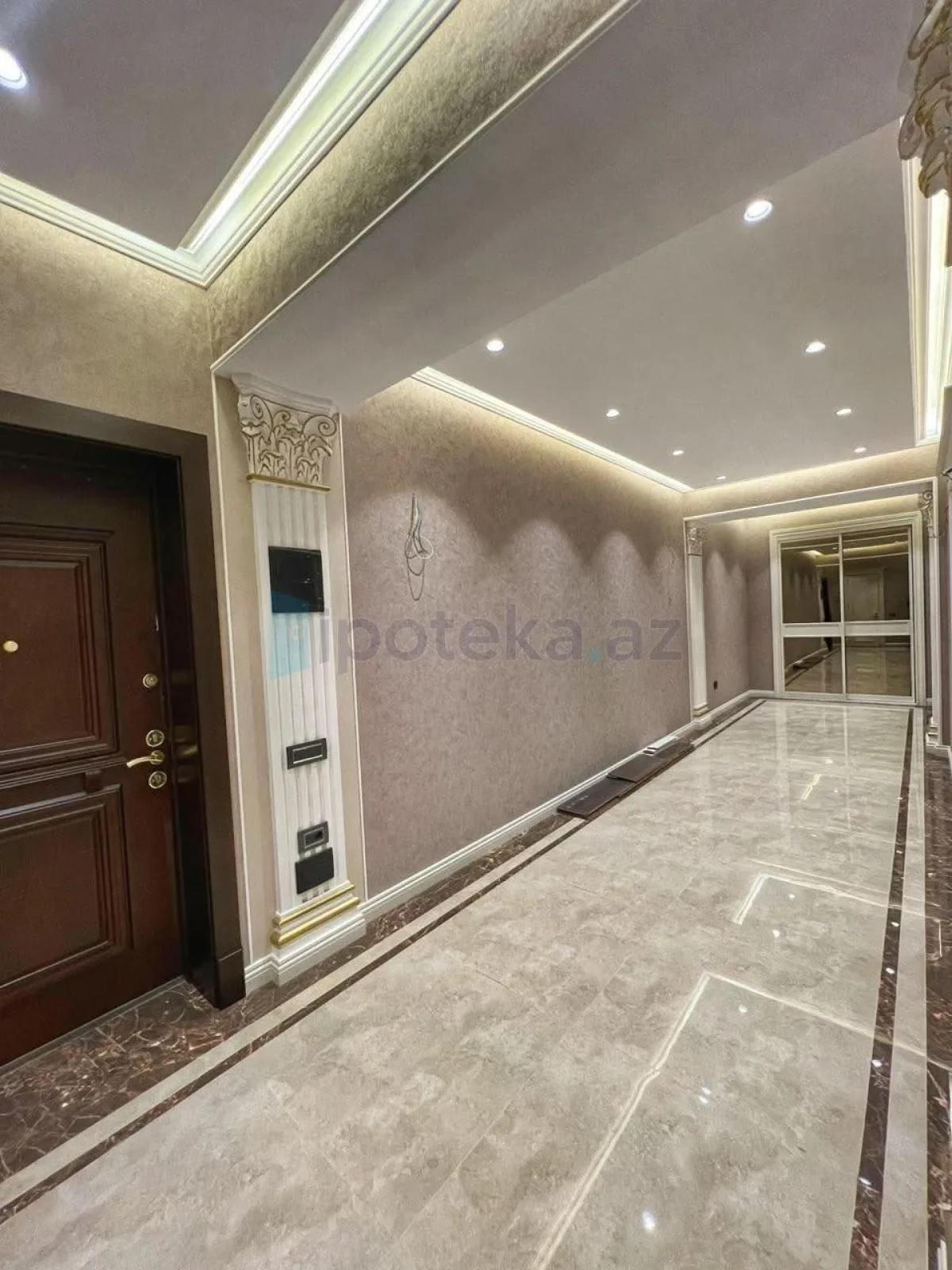 Satılır 2 otaqlı yeni tikili 112 m²