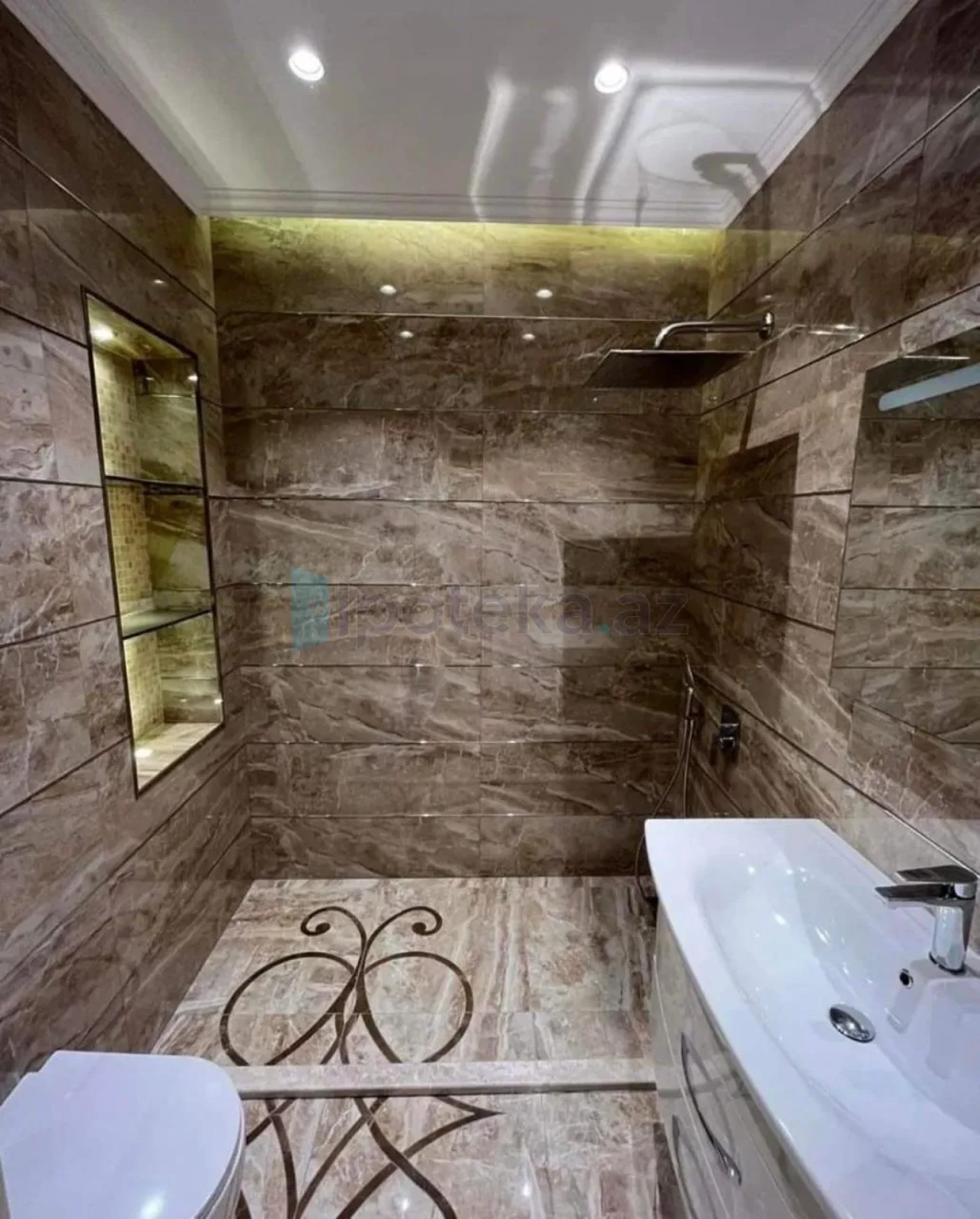 Satılır 2 otaqlı yeni tikili 112 m²