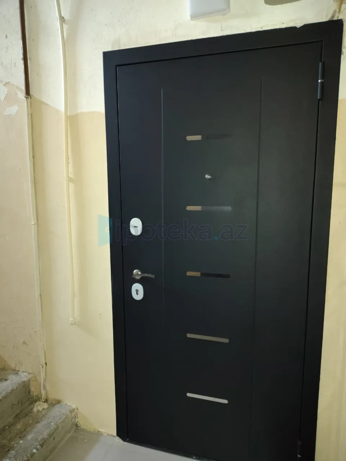 Satılır 2 otaqlı köhnə tikili 50 m²