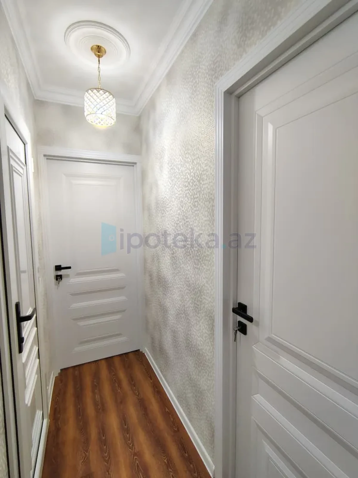 Satılır 2 otaqlı köhnə tikili 50 m²