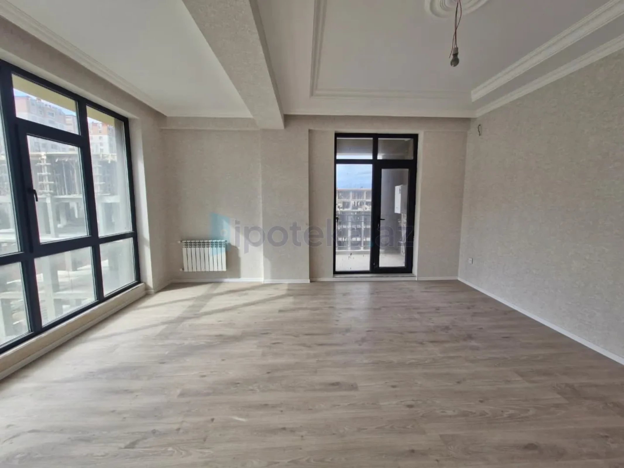 Satılır 2 otaqlı yeni tikili 94 m²